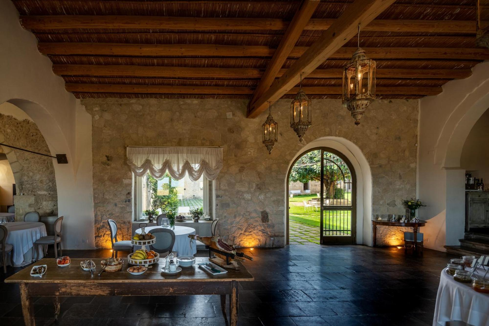 Отель Castello Camemi Vizzini Экстерьер фото